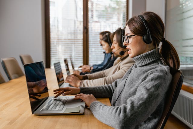 ¿Qué es un CRM y que funciones tiene? Los TOP 10 CRMS más utilizados en España