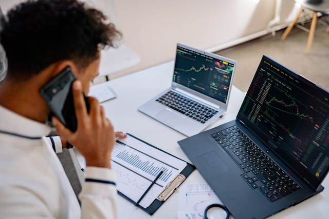 ¿Qué es un CRM y que funciones tiene?